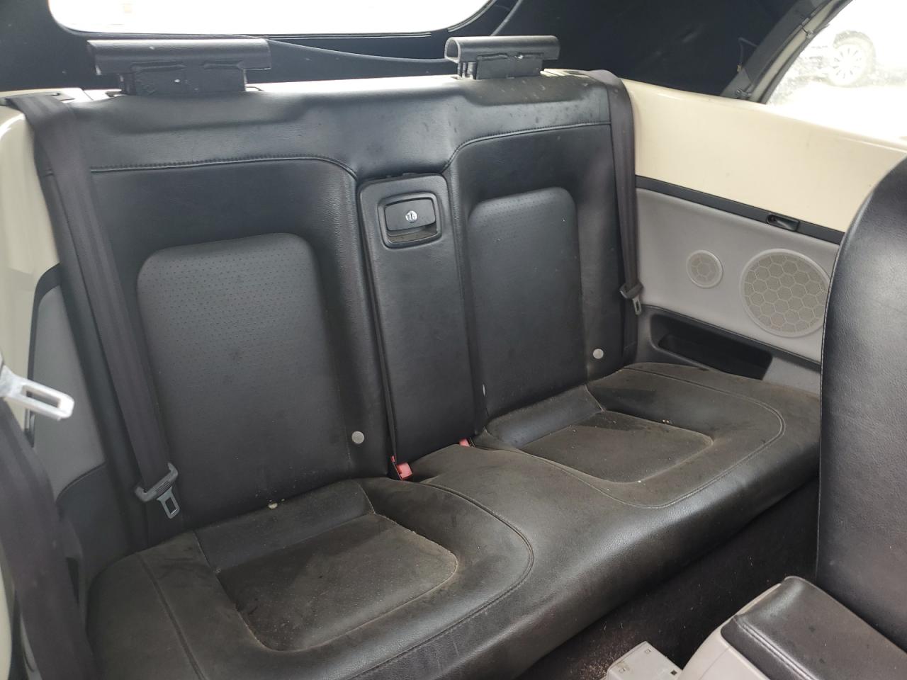 2004 Volkswagen New Beetle Gl VIN: 3VWBM31Y84M345747 Lot: 90400155