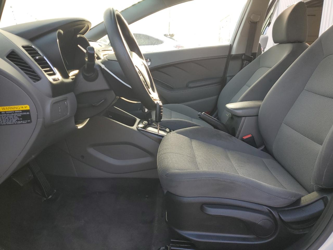 2017 Kia Forte Lx VIN: 3KPFK4A73HE117873 Lot: 85867025