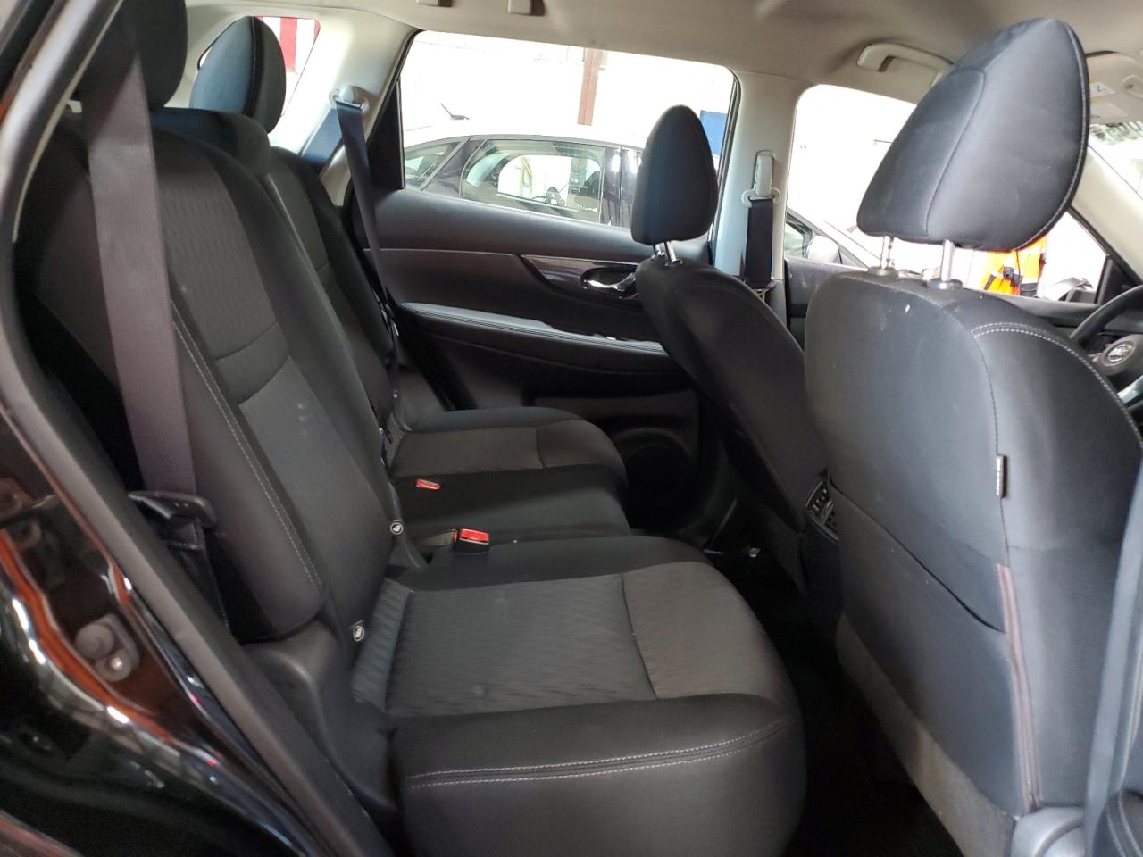 2018 Nissan Rogue S VIN: KNMAT2MVXJP520602 Lot: 85681995