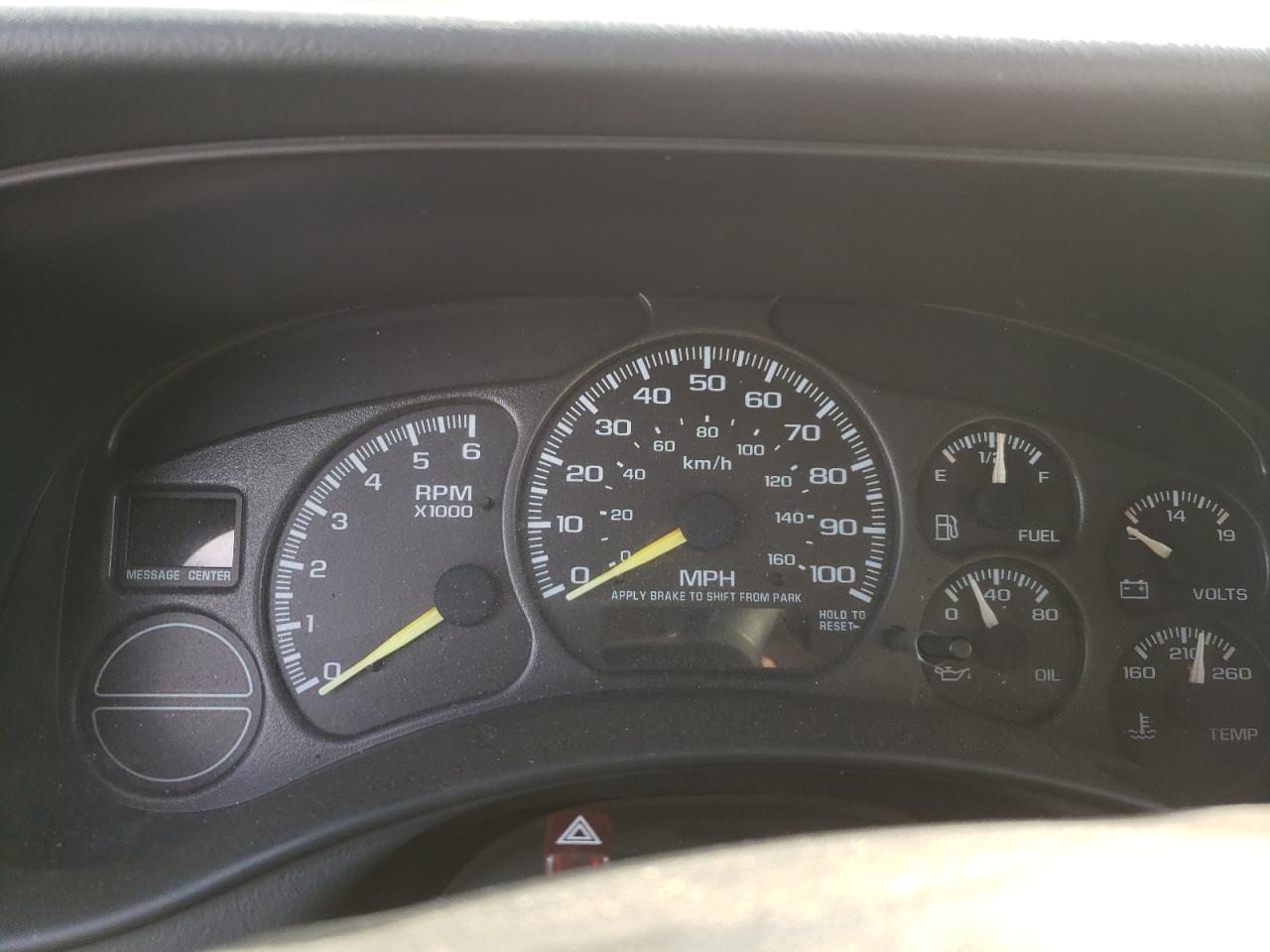 2000 Chevrolet Silverado C1500 VIN: 1GCEC19T4YZ370231 Lot: 82366445