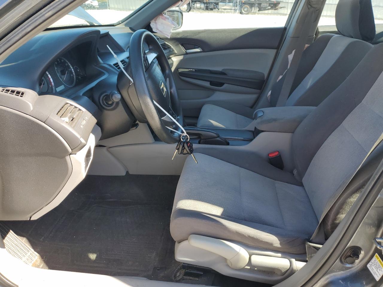 2008 Honda Accord Lx VIN: 1HGCP26338A090158 Lot: 82393935