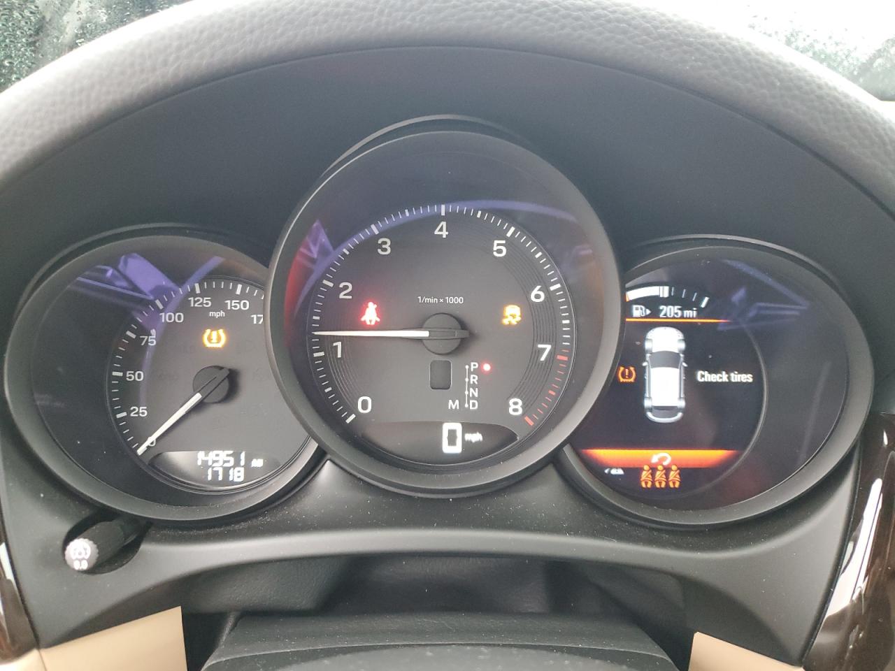 2024 Porsche Macan Base VIN: WP1AA2A56RLB01643 Lot: 85394875