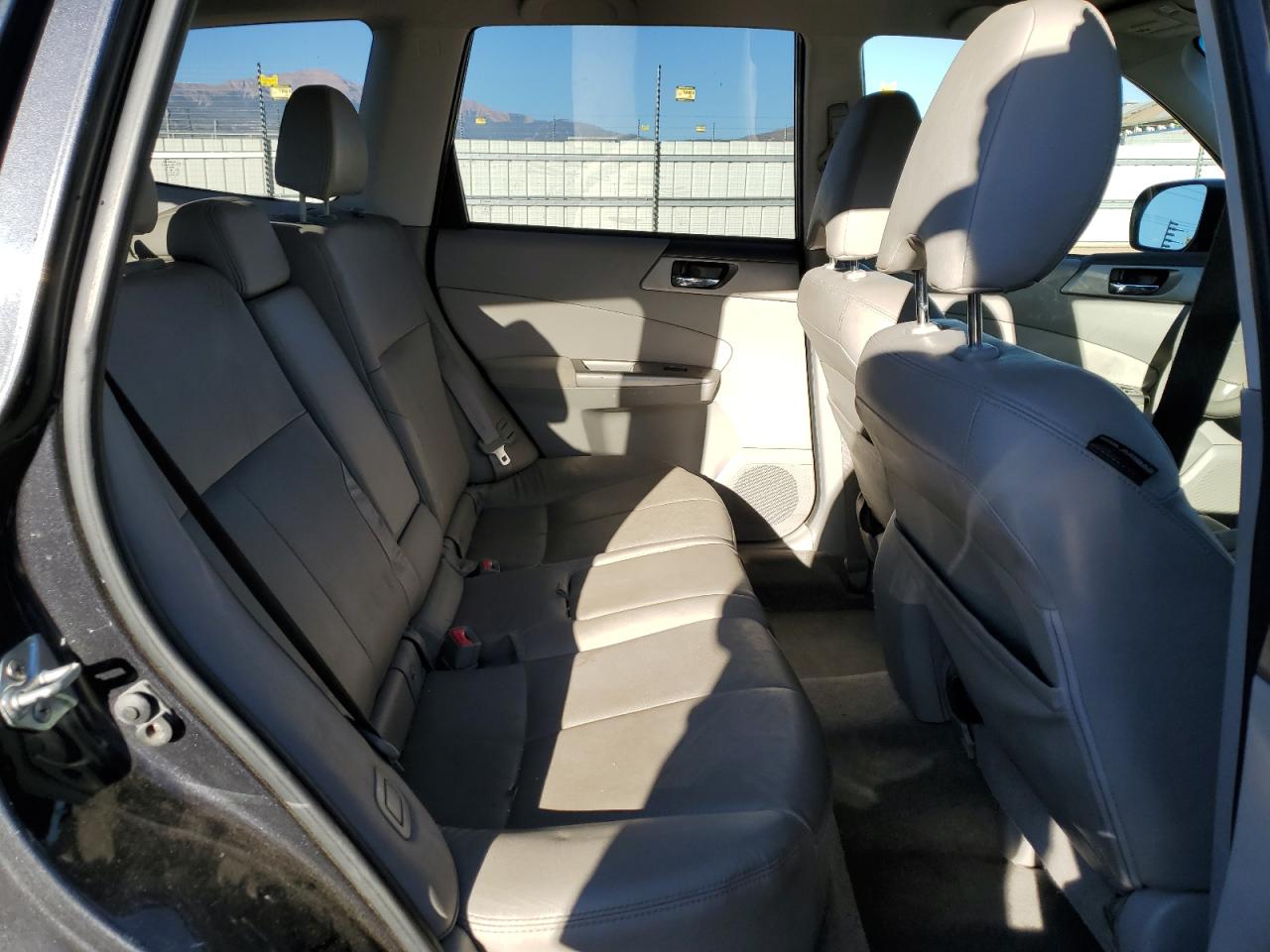 2010 Subaru Forester 2.5X Limited VIN: JF2SH6DC5AH911390 Lot: 84072155