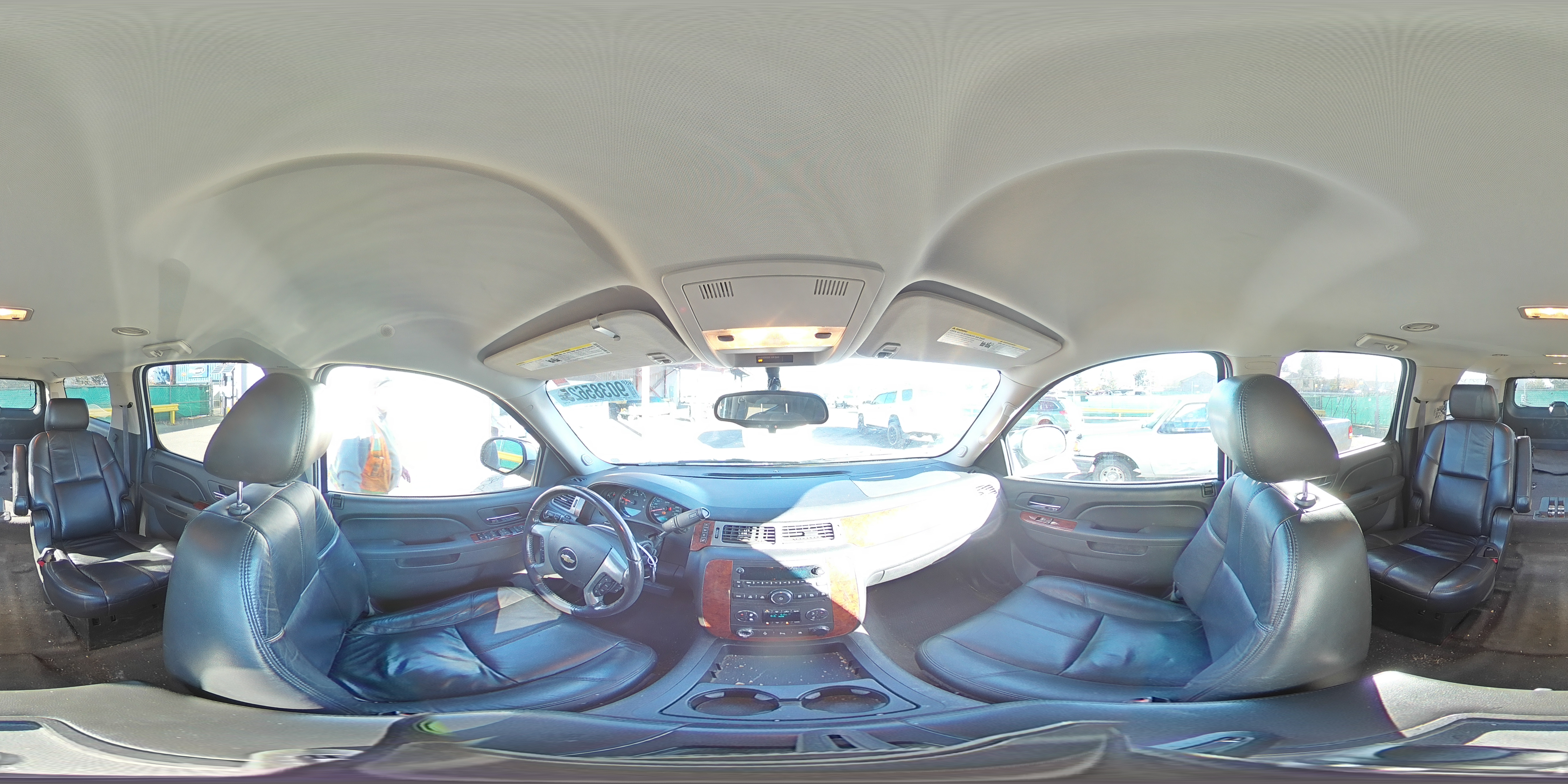 2011 Chevrolet Suburban K1500 Lt VIN: 1GNSKJE30BR141457 Lot: 90385625