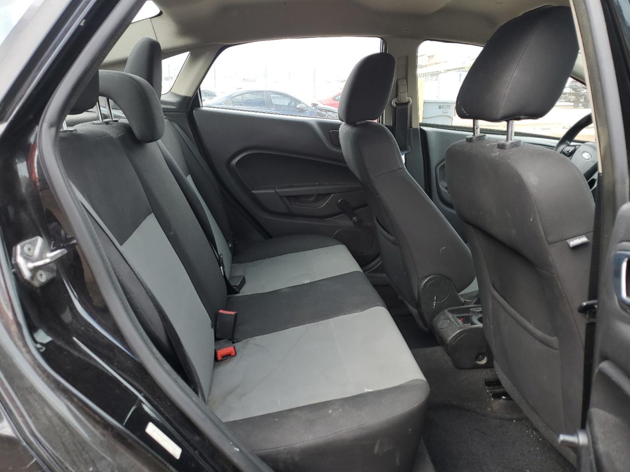 2015 Ford Fiesta S VIN: 3FADP4AJ2FM158699 Lot: 86433735