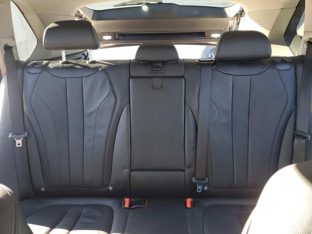 2015 BMW X5 xDrive35D VIN: 5UXKS4C58F0N11268 Lot: 90527555