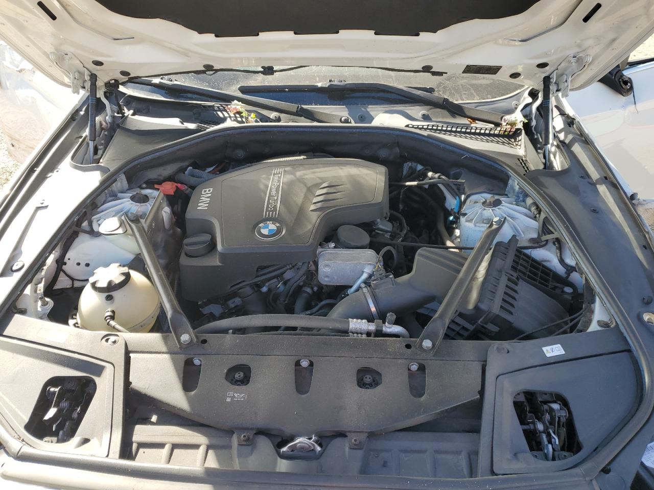 2016 BMW 528 Xi VIN: WBA5A7C54GG643226 Lot: 81982885