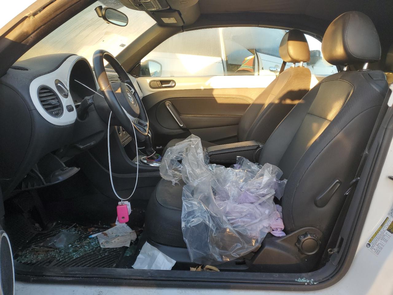 2013 Volkswagen Beetle VIN: 3VW5P7AT9DM818202 Lot: 81223705