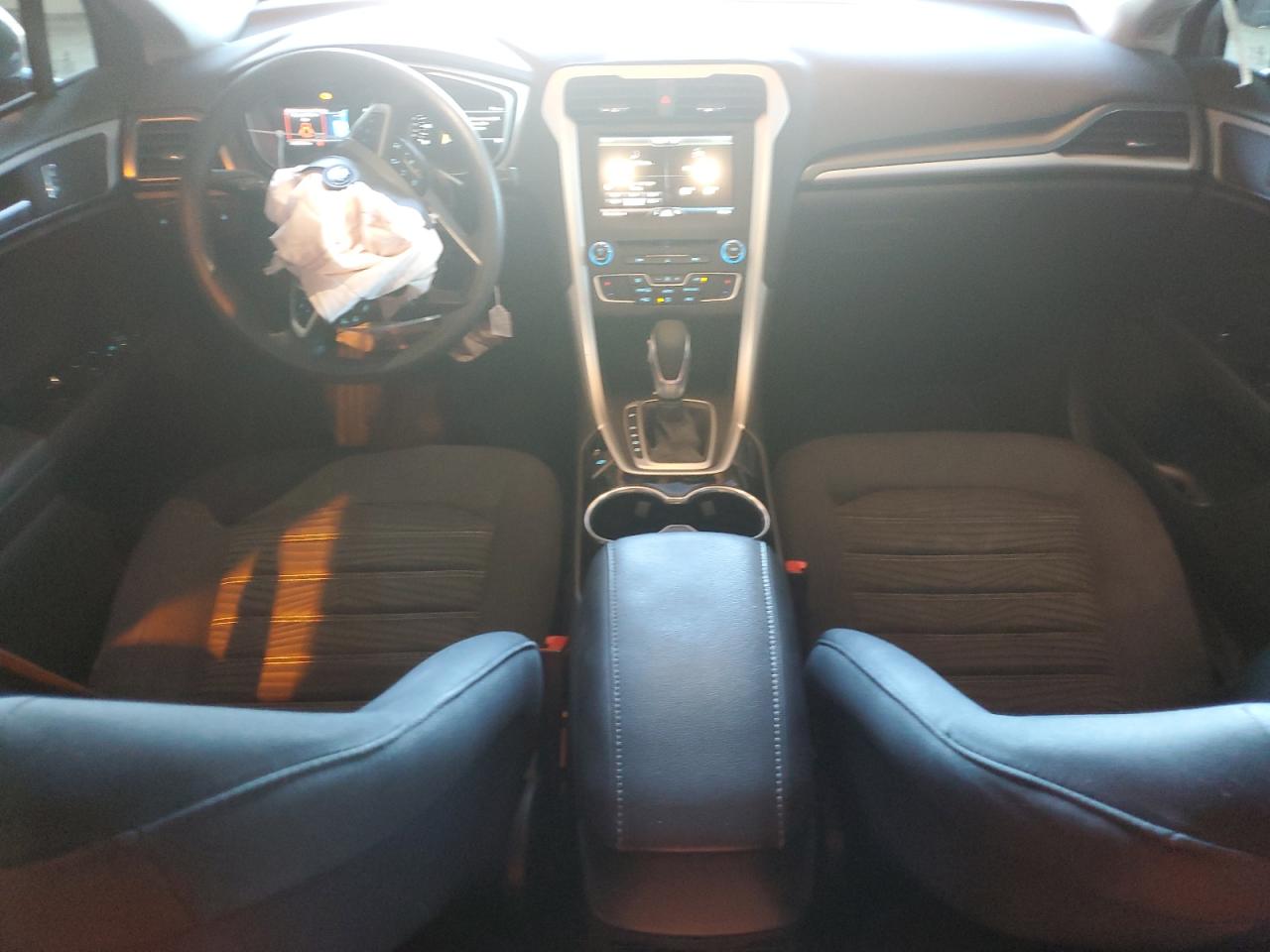 2016 Ford Fusion Se VIN: 3FA6P0HDXGR404808 Lot: 82584675