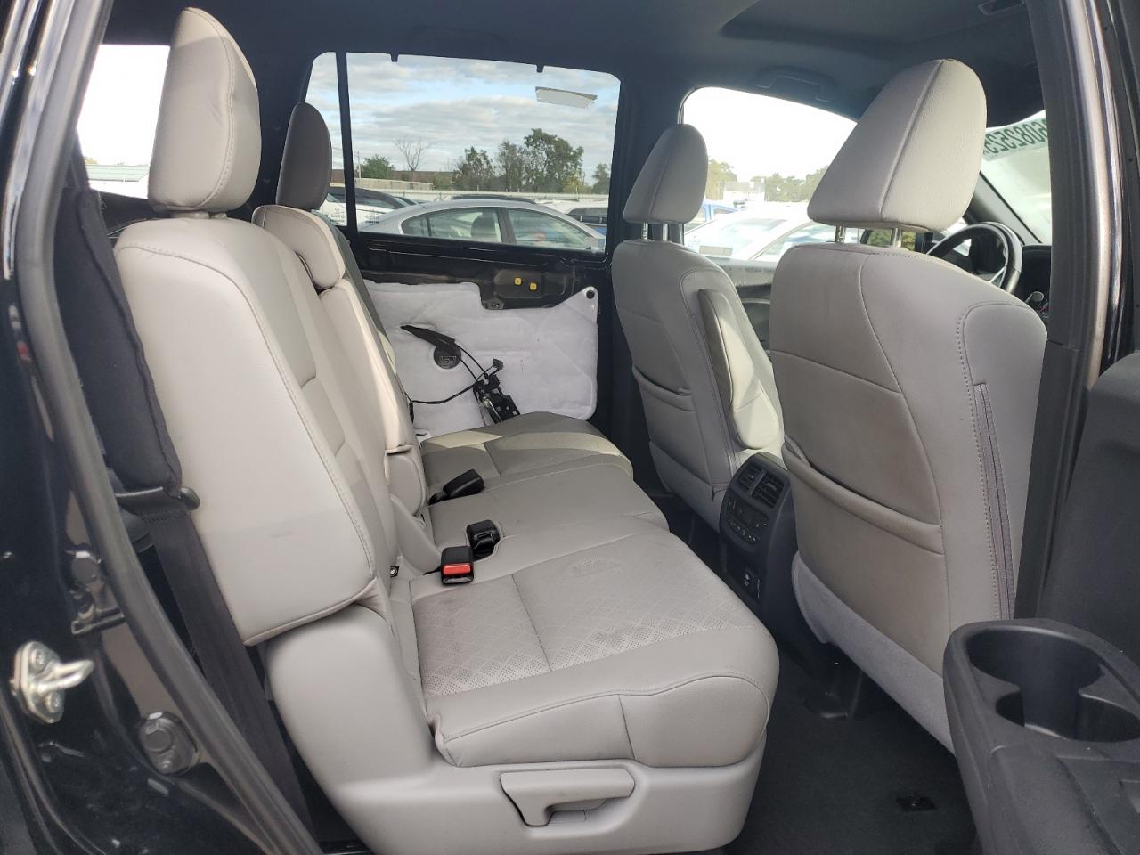 2019 Honda Passport Touring VIN: 5FNYF8H90KB021017 Lot: 86082525