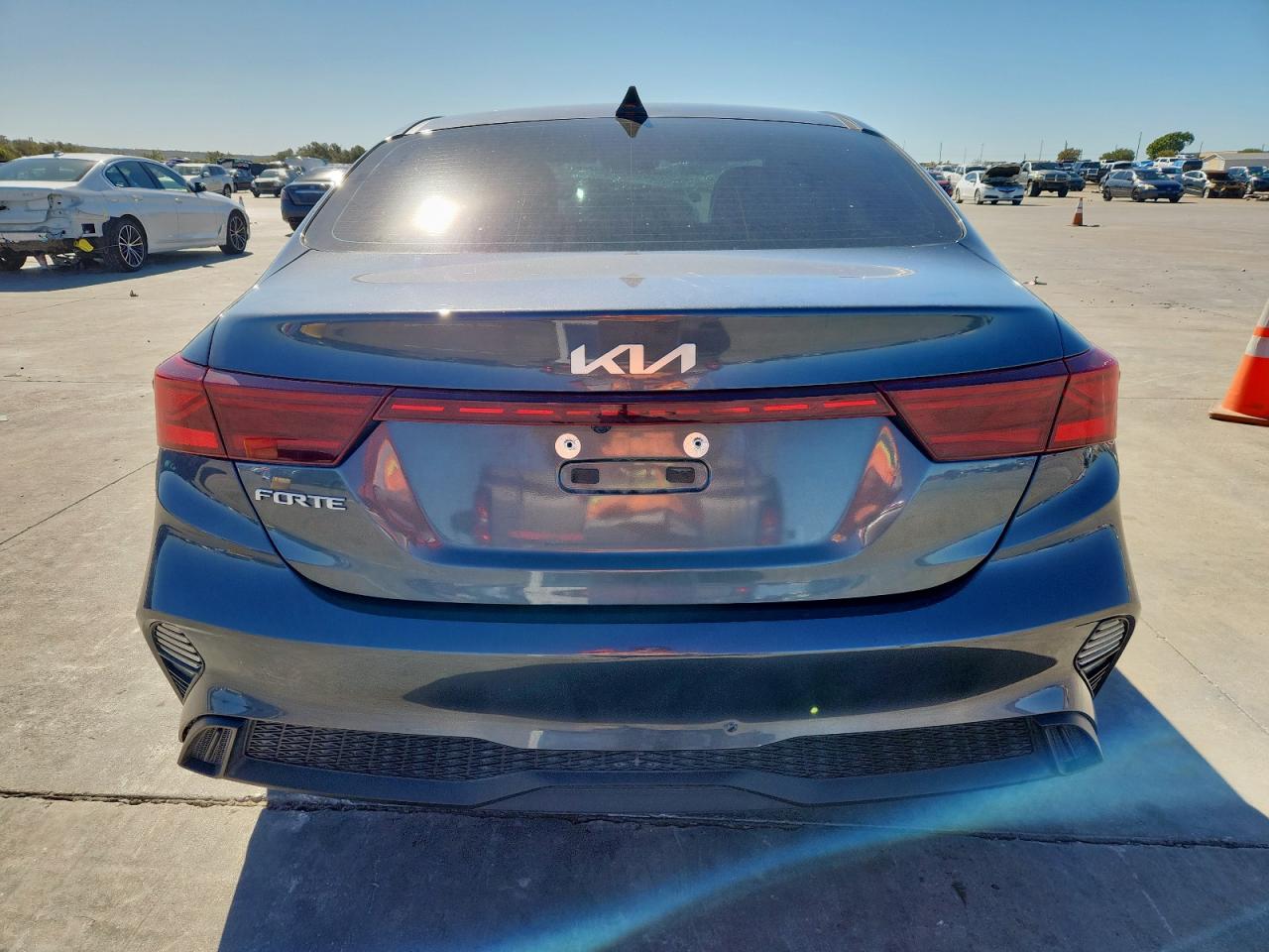 2023 Kia Forte Lx VIN: 3KPF24AD7PE678503 Lot: 87127985