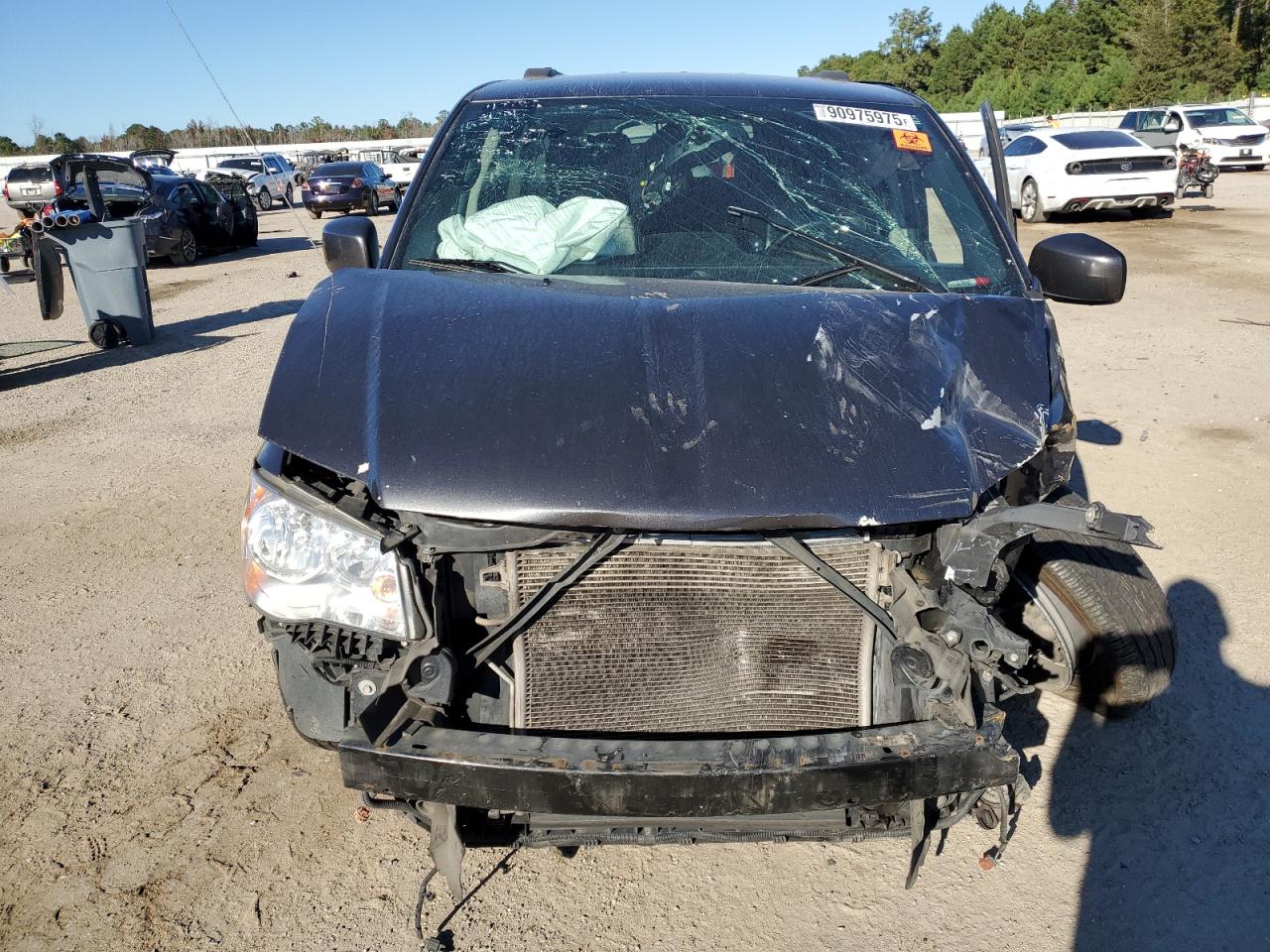 2017 Dodge Grand Caravan Sxt VIN: 2C4RDGCG7HR860833 Lot: 90975975