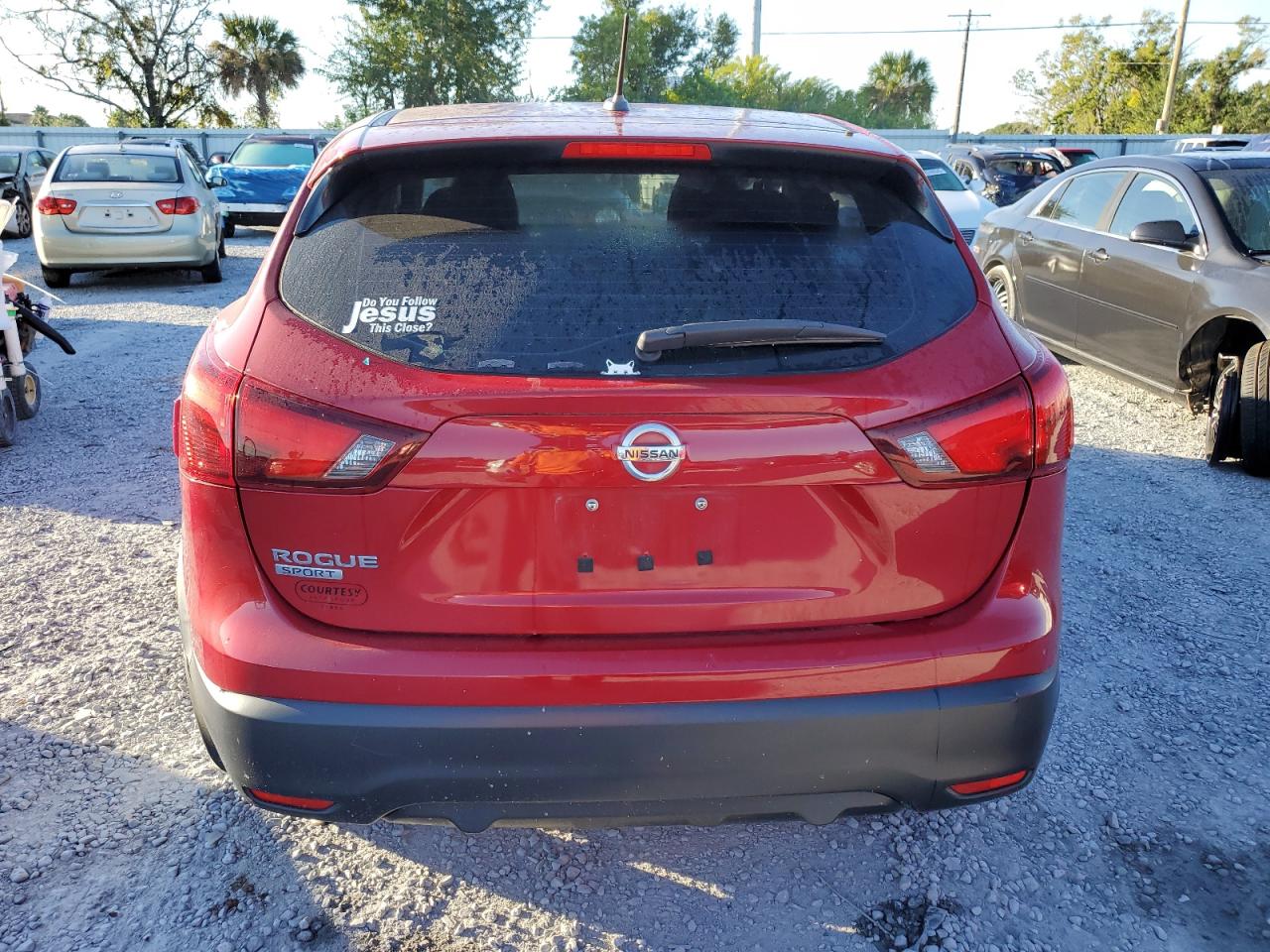 2017 Nissan Rogue Sport S VIN: JN1BJ1CP8HW011067 Lot: 82441235