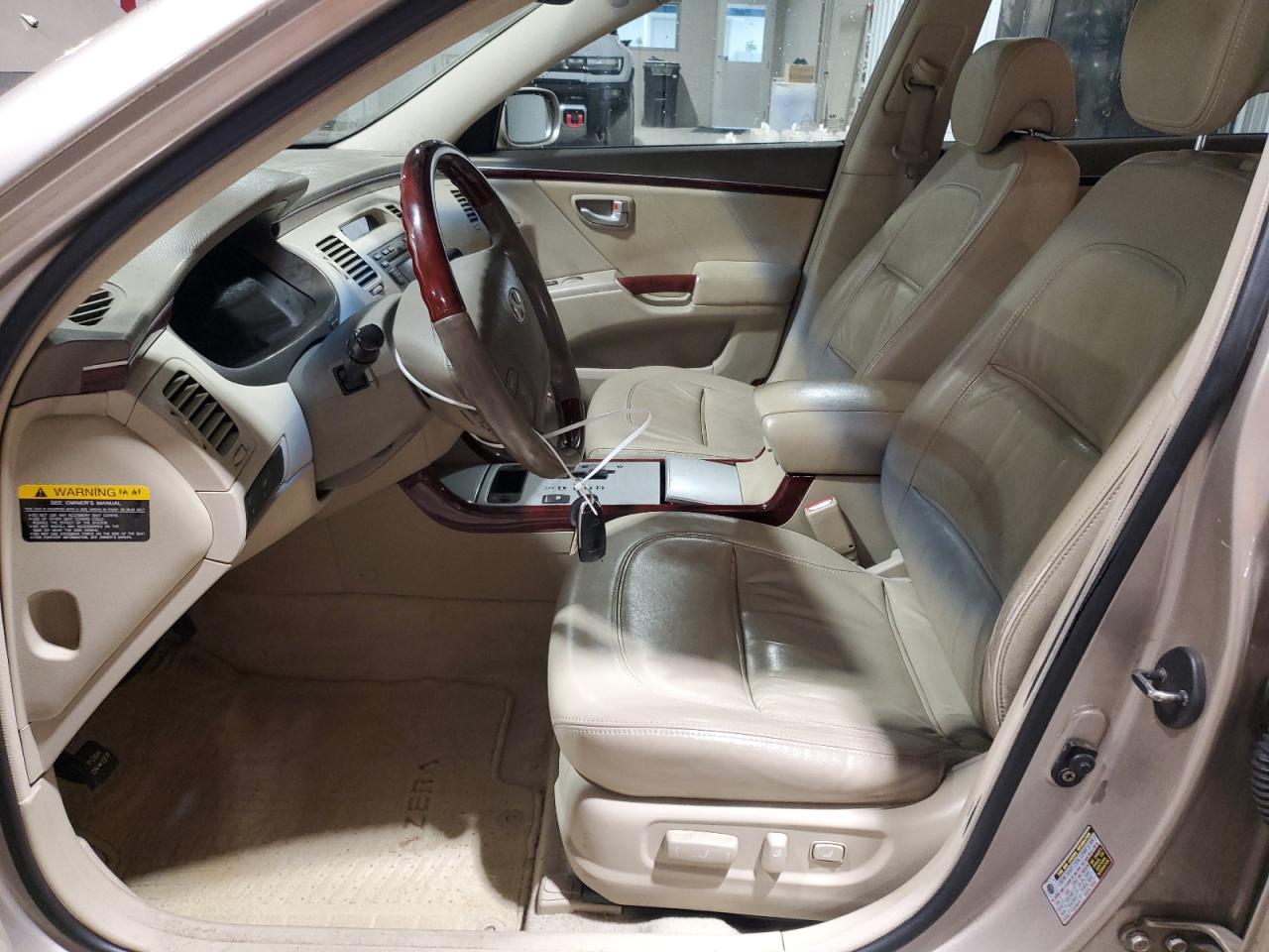 2007 Hyundai Azera Se VIN: KMHFC46F27A210698 Lot: 85492525