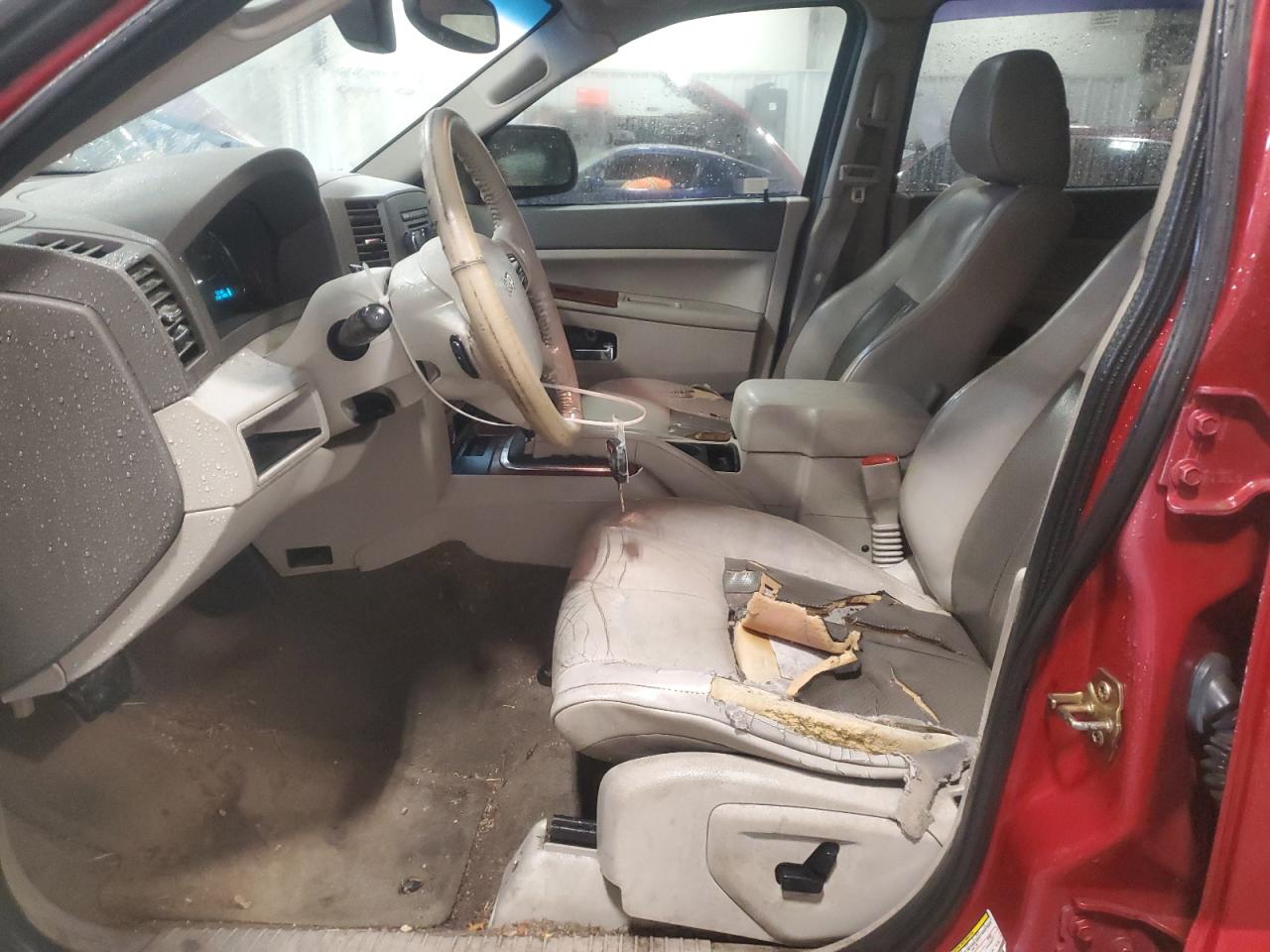 2005 Jeep Grand Cherokee Limited VIN: 1J4HR58N75C727299 Lot: 85706655