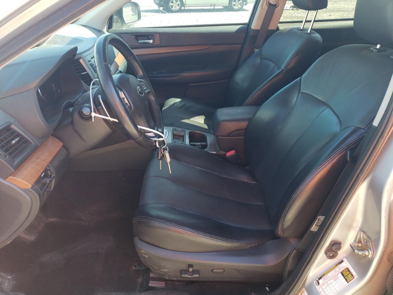 2014 Subaru Outback 2.5I Limited VIN: 4S4BRBLC1E3321725 Lot: 82554585
