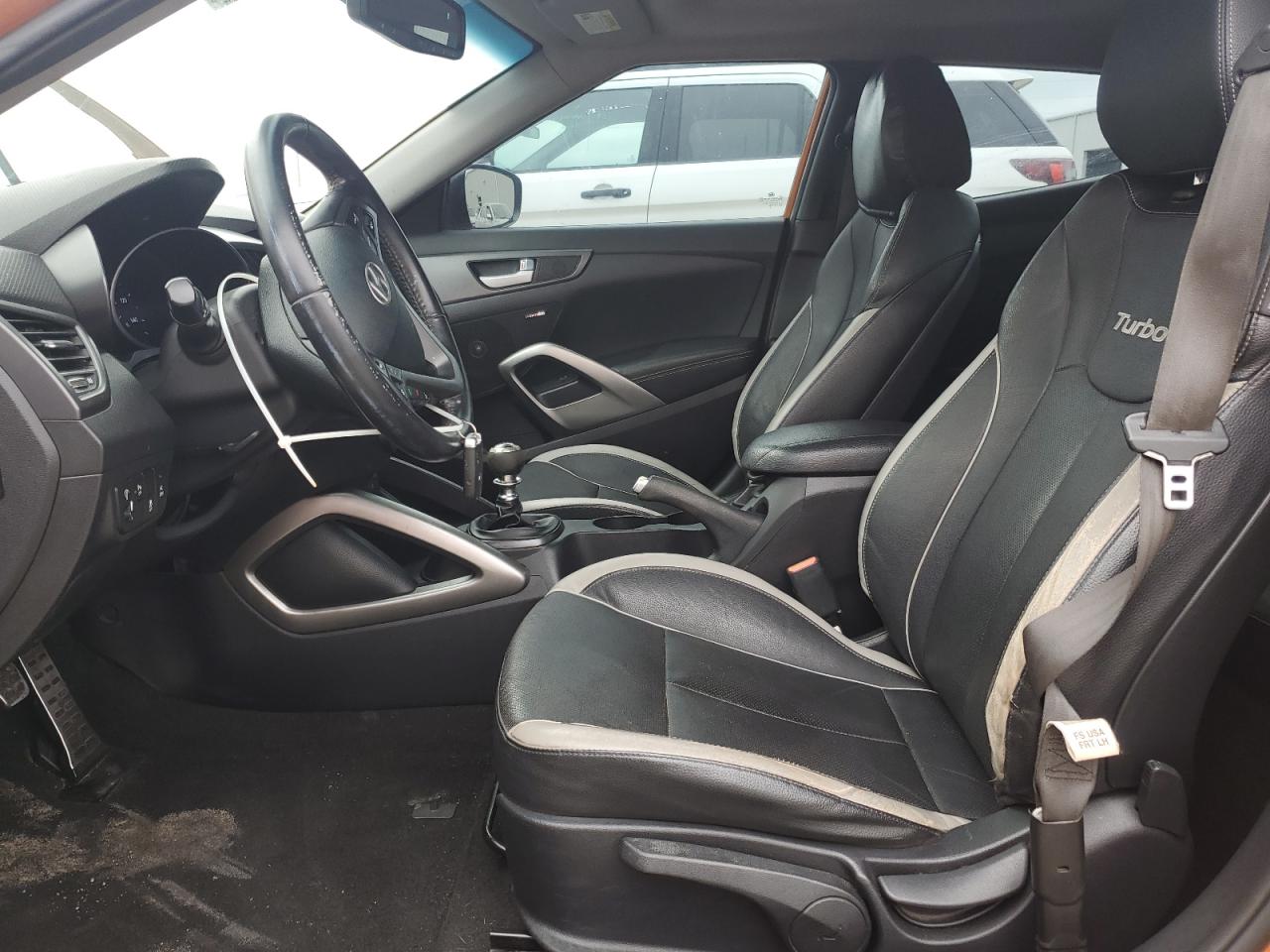 2015 Hyundai Veloster Turbo VIN: KMHTC6AE6FU237638 Lot: 90489065