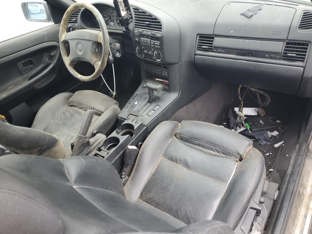 1995 BMW 325 Ic Automatic VIN: WBABJ6328SJD44422 Lot: 84962035