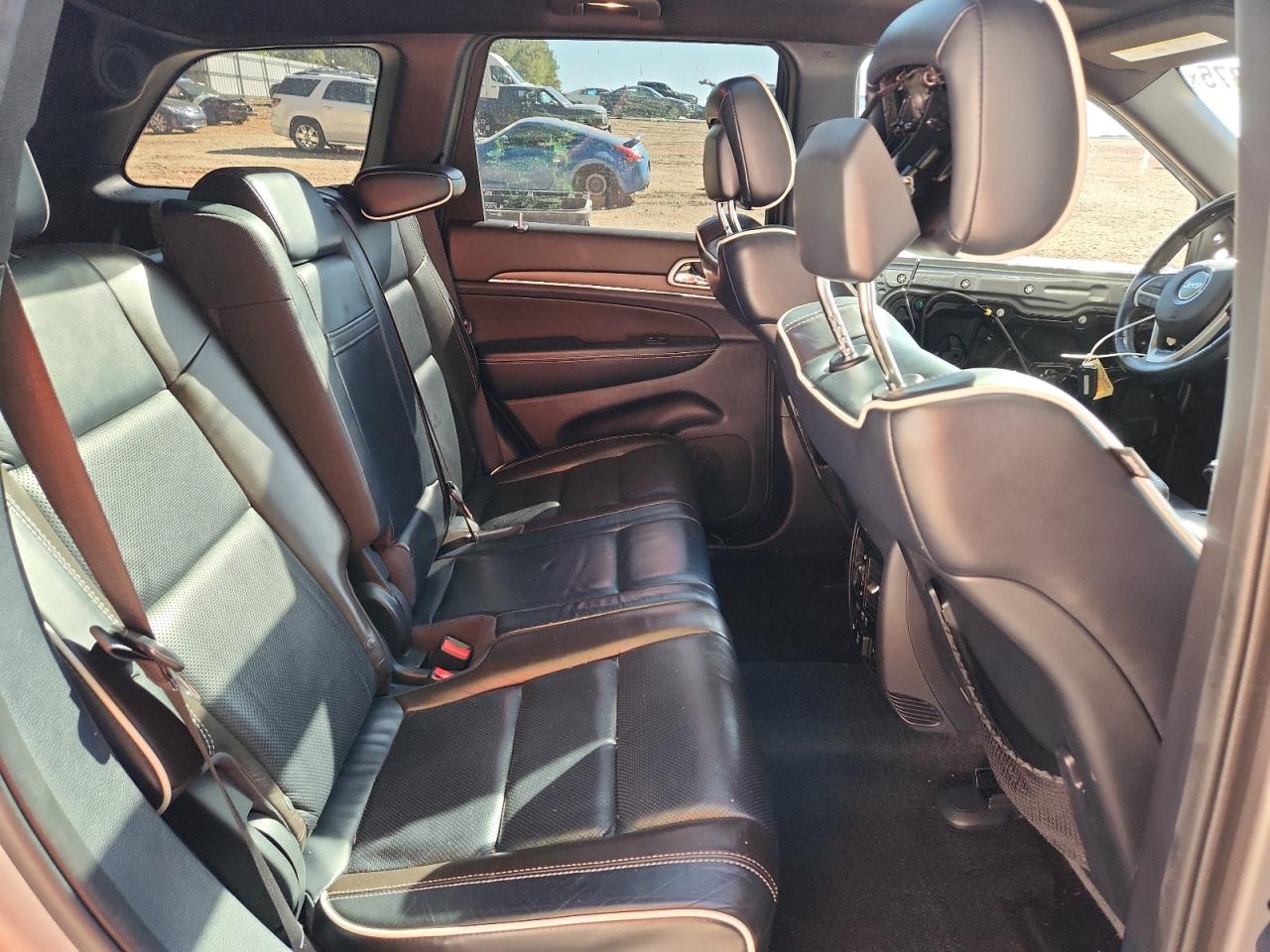 2015 Jeep Grand Cherokee Overland VIN: 1C4RJECG9FC219721 Lot: 82520375