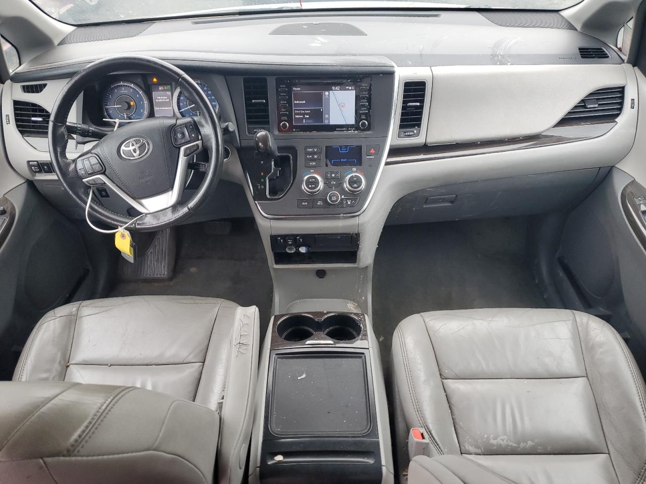 2018 Toyota Sienna Xle VIN: 5TDYZ3DC3JS931041 Lot: 84802455