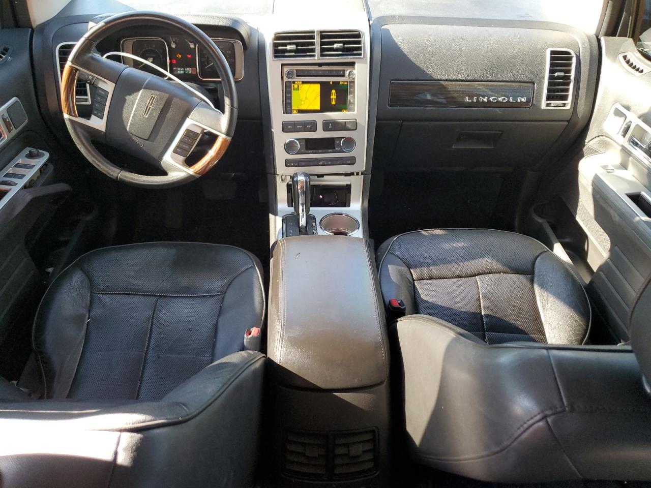 2010 Lincoln Mkx VIN: 2LMDJ8JC4ABJ26190 Lot: 84744865