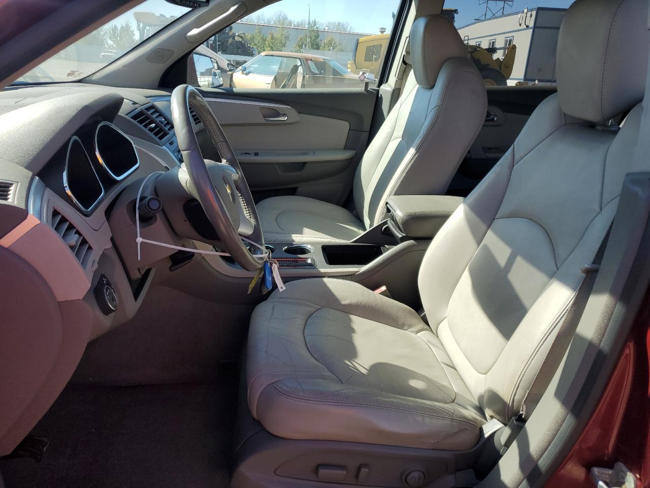 2010 Chevrolet Traverse Lt VIN: 1GNLVGED5AJ251649 Lot: 85725965