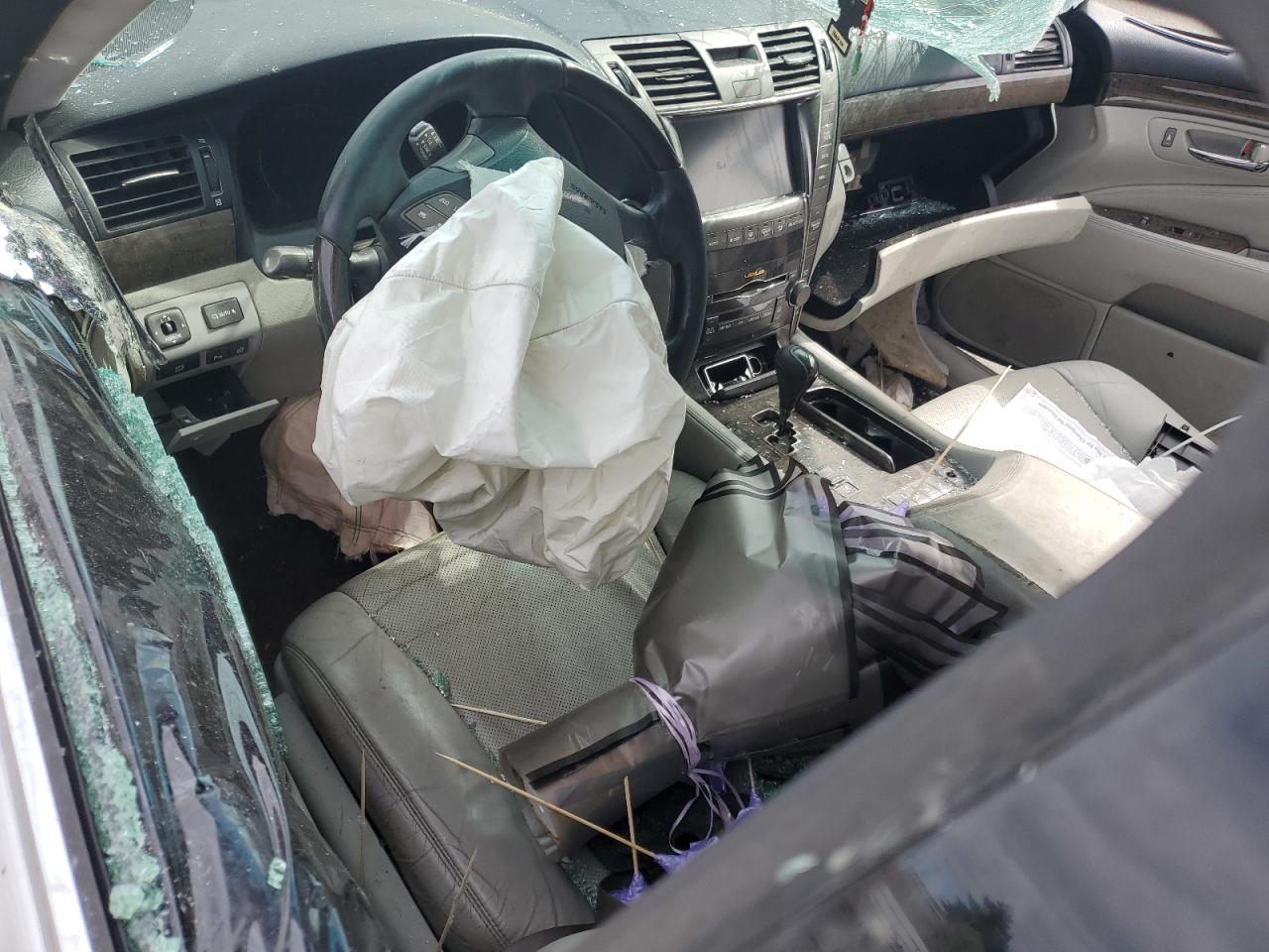 2008 Lexus Ls 460 VIN: JTHBL46F585055642 Lot: 81471115