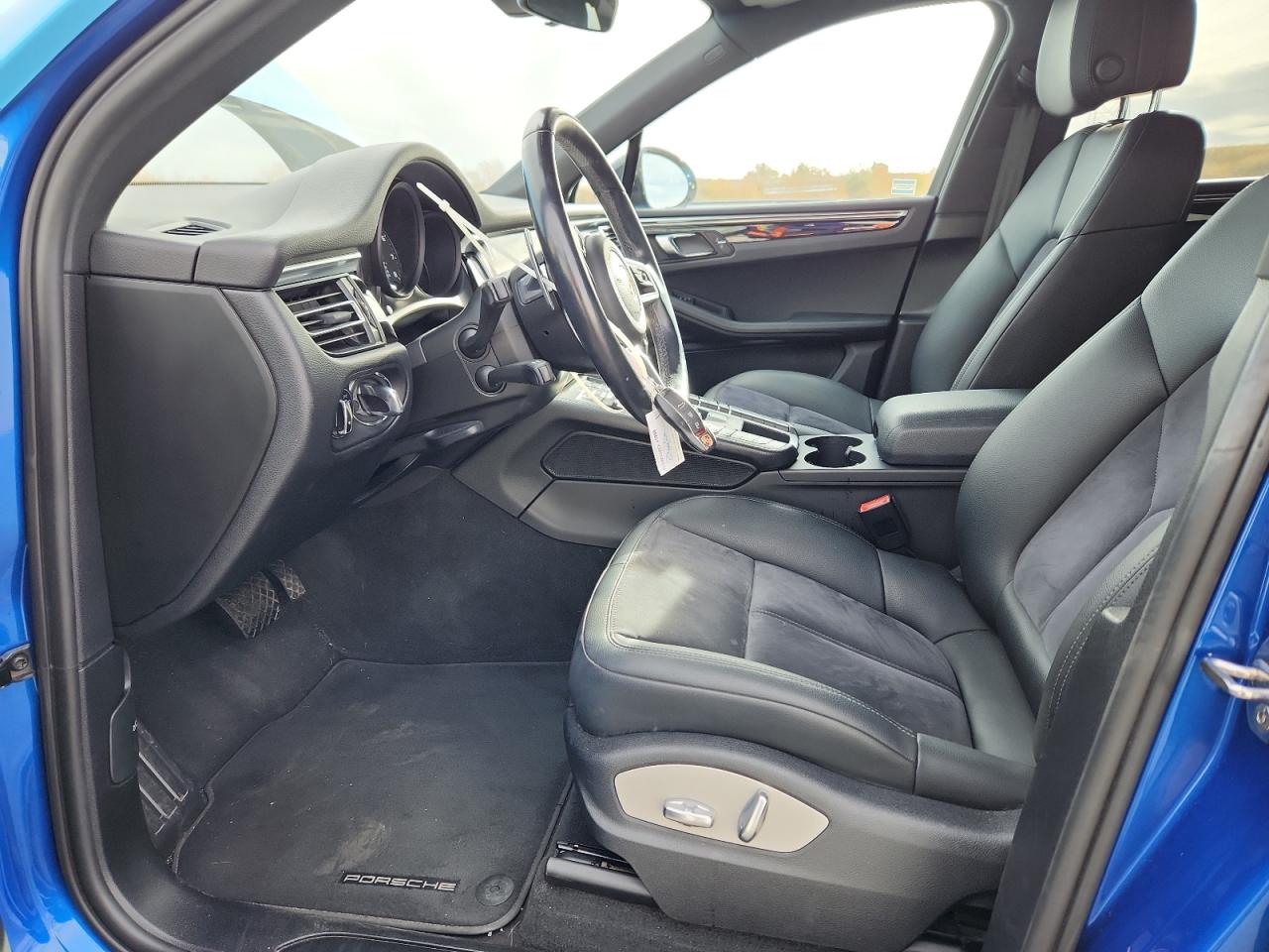 2020 Porsche Macan VIN: WP1AA2A50LLB12371 Lot: 90592385