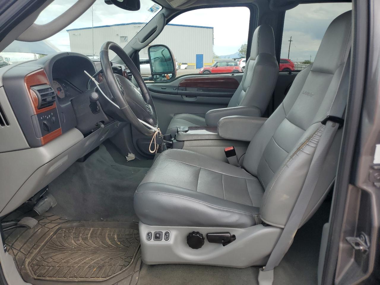 2005 Ford F350 Srw Super Duty VIN: 1FTWW31P85EC30255 Lot: 82692755