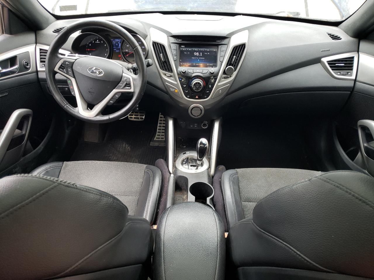 2016 Hyundai Veloster VIN: KMHTC6AD6GU302528 Lot: 82413955