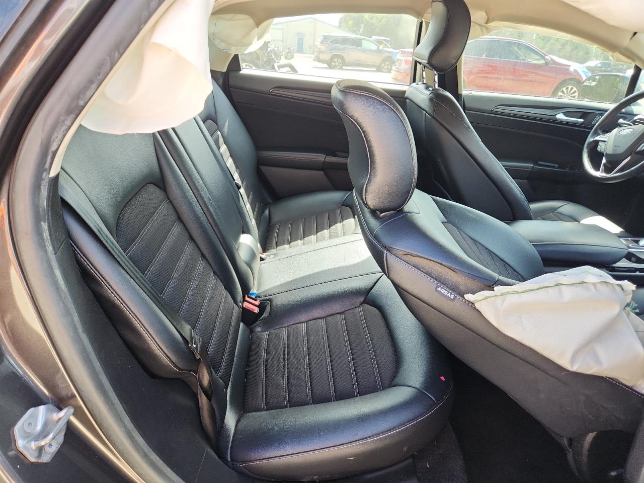 2018 Ford Fusion Se VIN: 3FA6P0HD1JR218467 Lot: 85301565