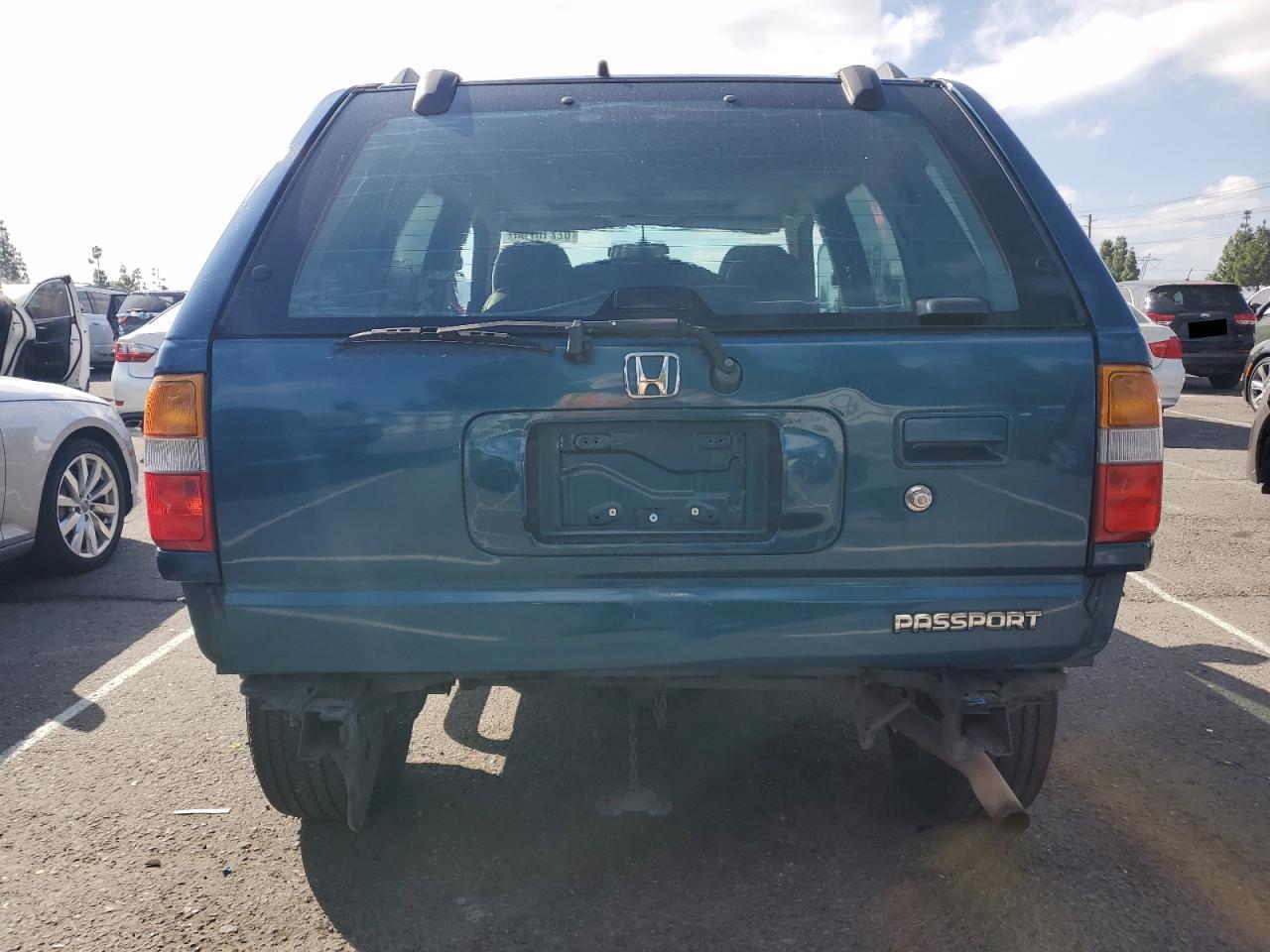 2000 Honda Passport Ex VIN: 4S6CK58W6Y4400438 Lot: 82210735