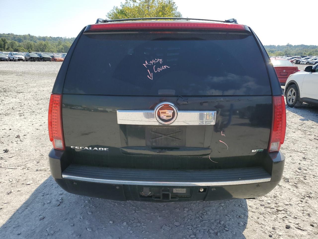 2007 Cadillac Escalade Luxury VIN: 1GYEC63837R281440 Lot: 85368595