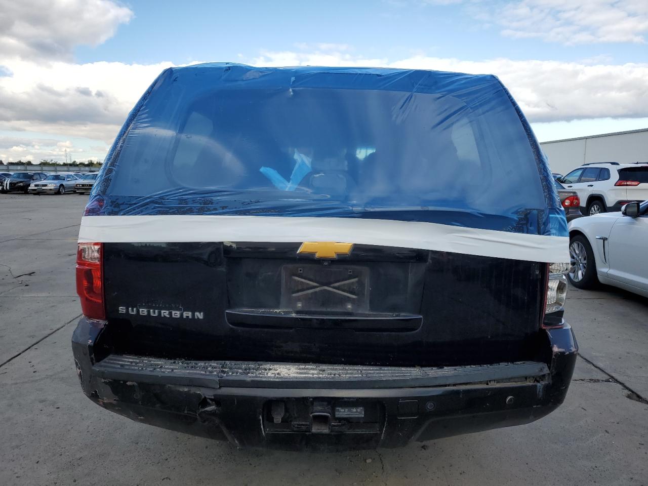 2014 Chevrolet Suburban C1500 Ls VIN: 1GNSCHE06ER221622 Lot: 82325745