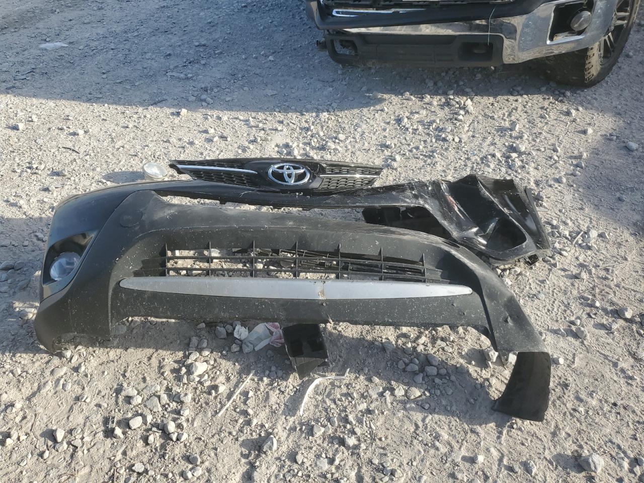 2014 Toyota Rav4 Xle VIN: 2T3RFREV1EW130256 Lot: 84253795