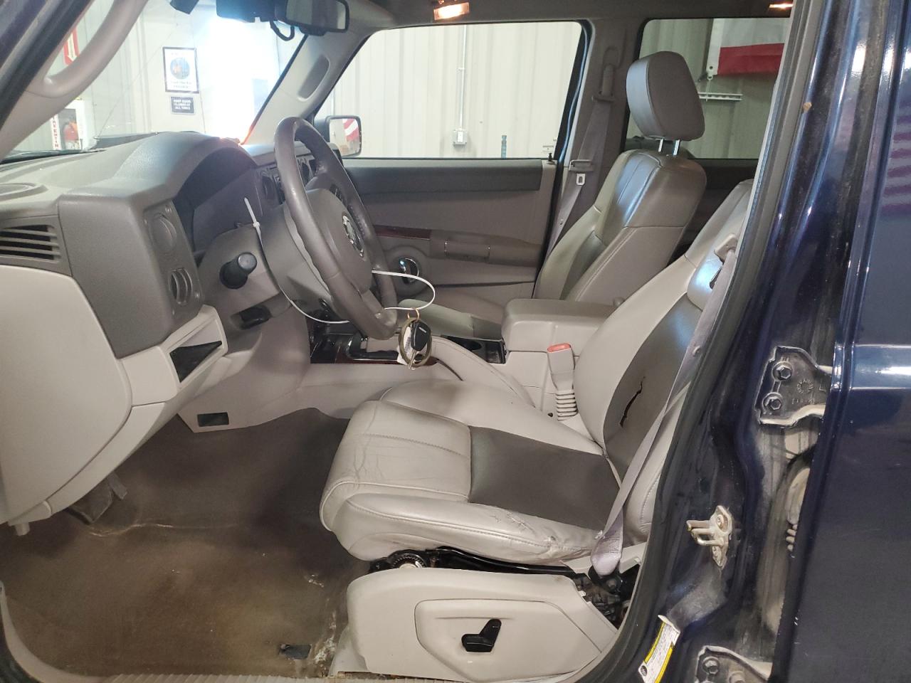 2006 Jeep Commander Limited VIN: 1J8HG58N26C143950 Lot: 84278965