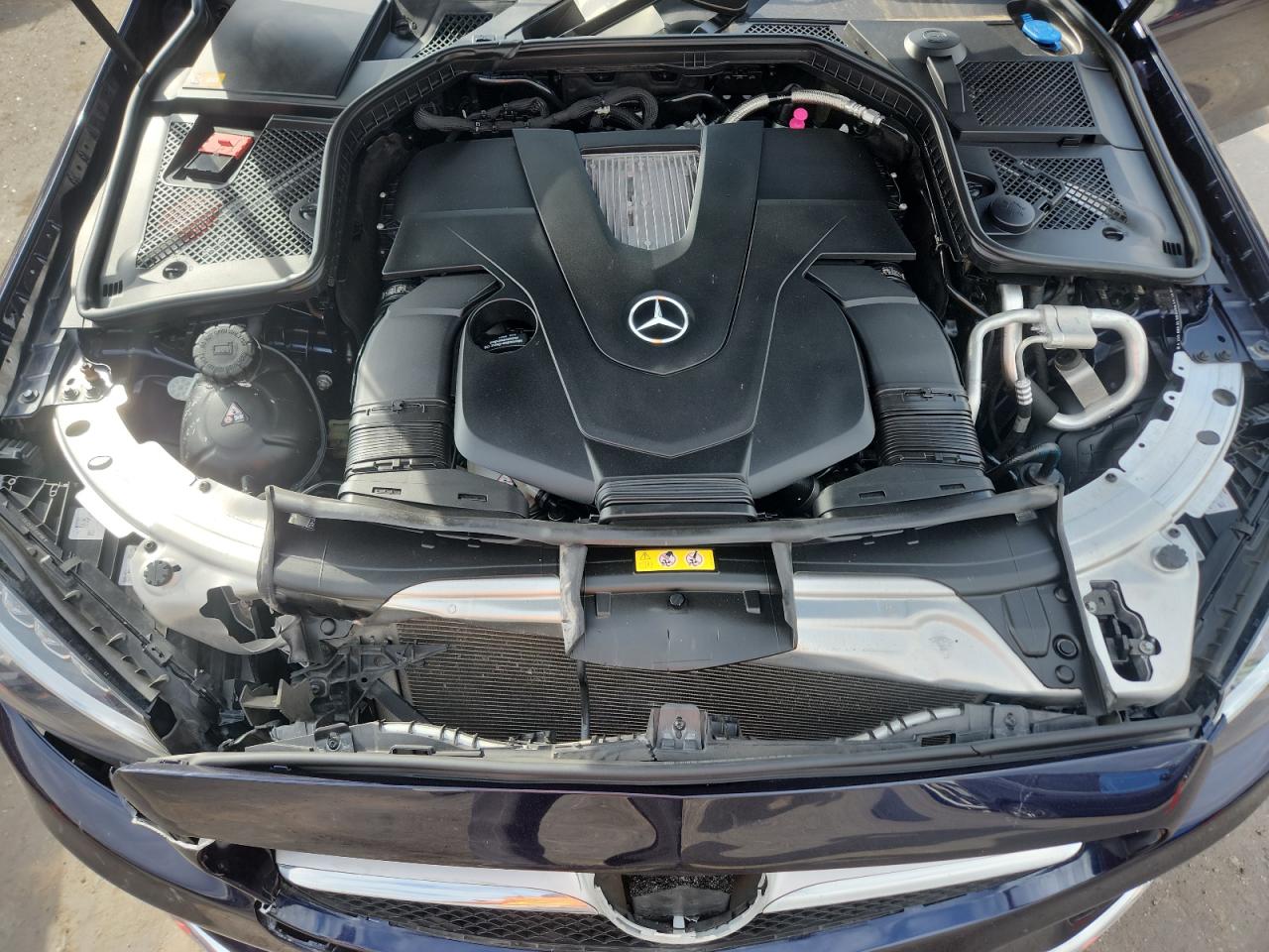 2015 Mercedes-Benz C 400 4Matic VIN: 55SWF6GB1FU040390 Lot: 86332605