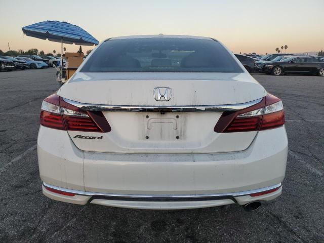  HONDA ACCORD 2017 Белы