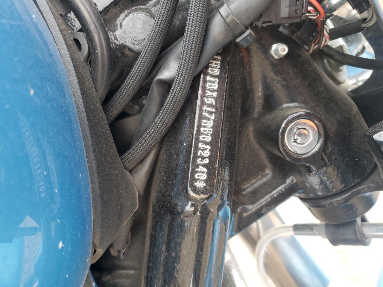 2011 Harley-Davidson Flstf VIN: 1HD1BX517BB012340 Lot: 86067915