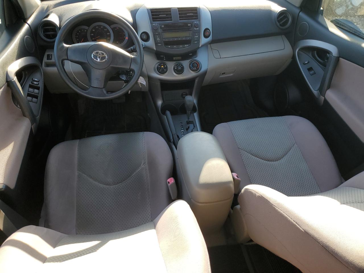 2006 Toyota Rav4 VIN: JTMBD33V566018408 Lot: 82277105