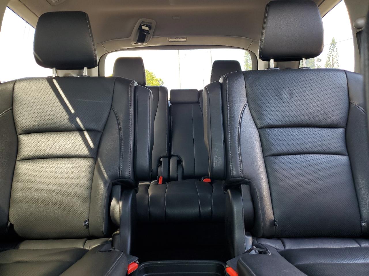 2017 Honda Pilot Elite VIN: 5FNYF6H02HB021888 Lot: 85544865
