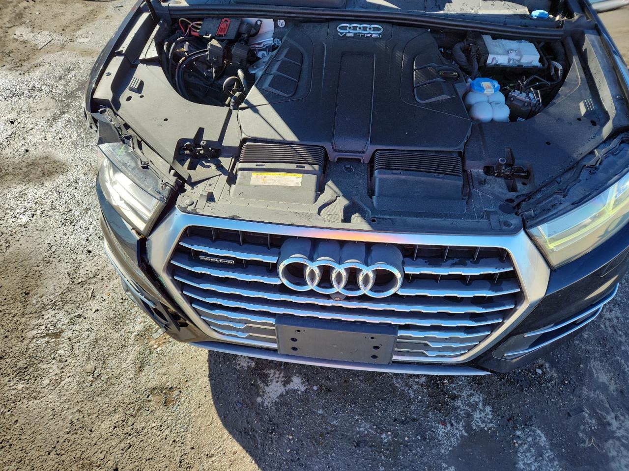 2017 Audi Q7 Premium Plus VIN: WA1LAAF75HD012986 Lot: 90989425