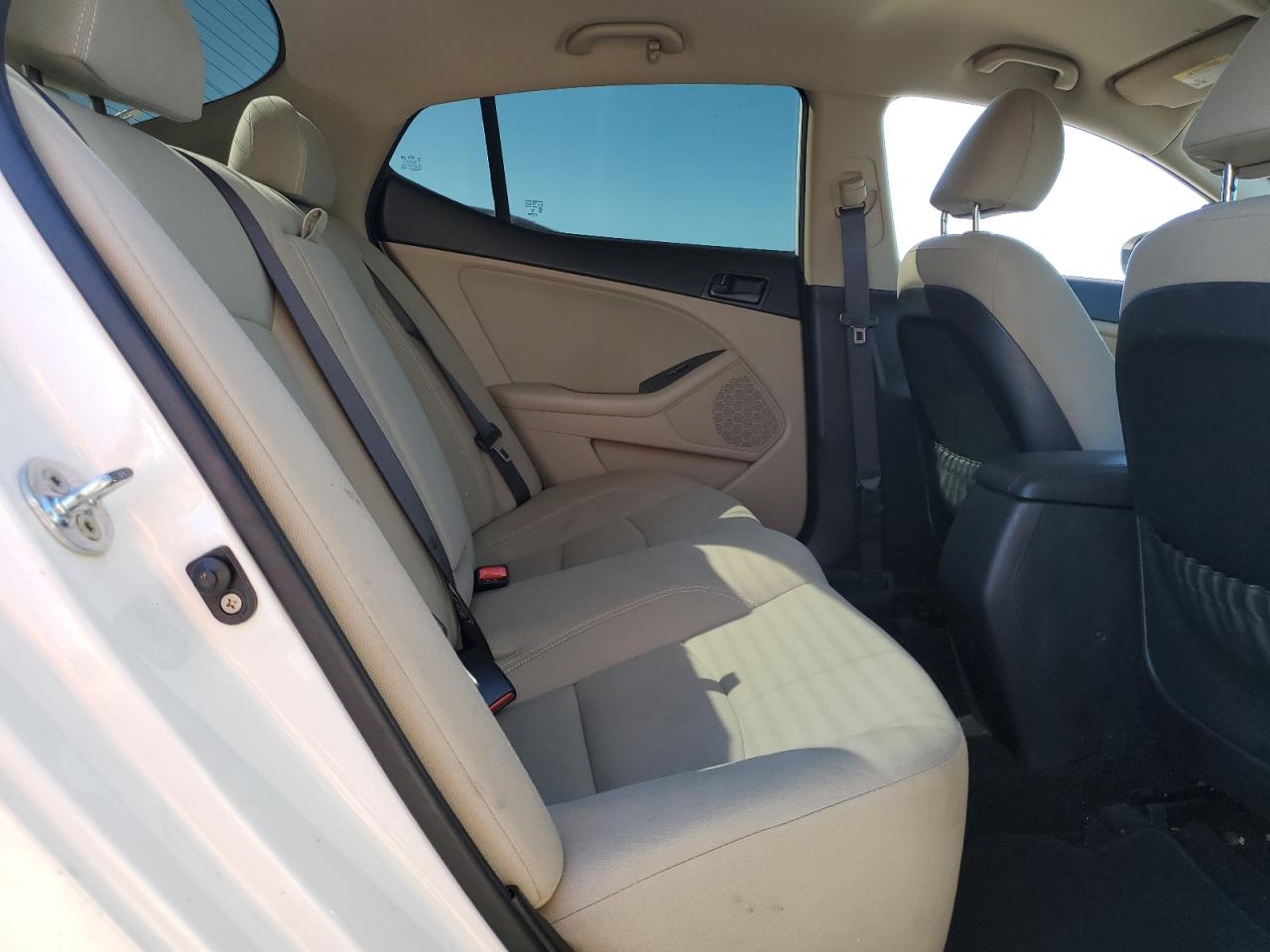 2015 Kia Optima Lx VIN: KNAGM4A70F5578713 Lot: 82230005