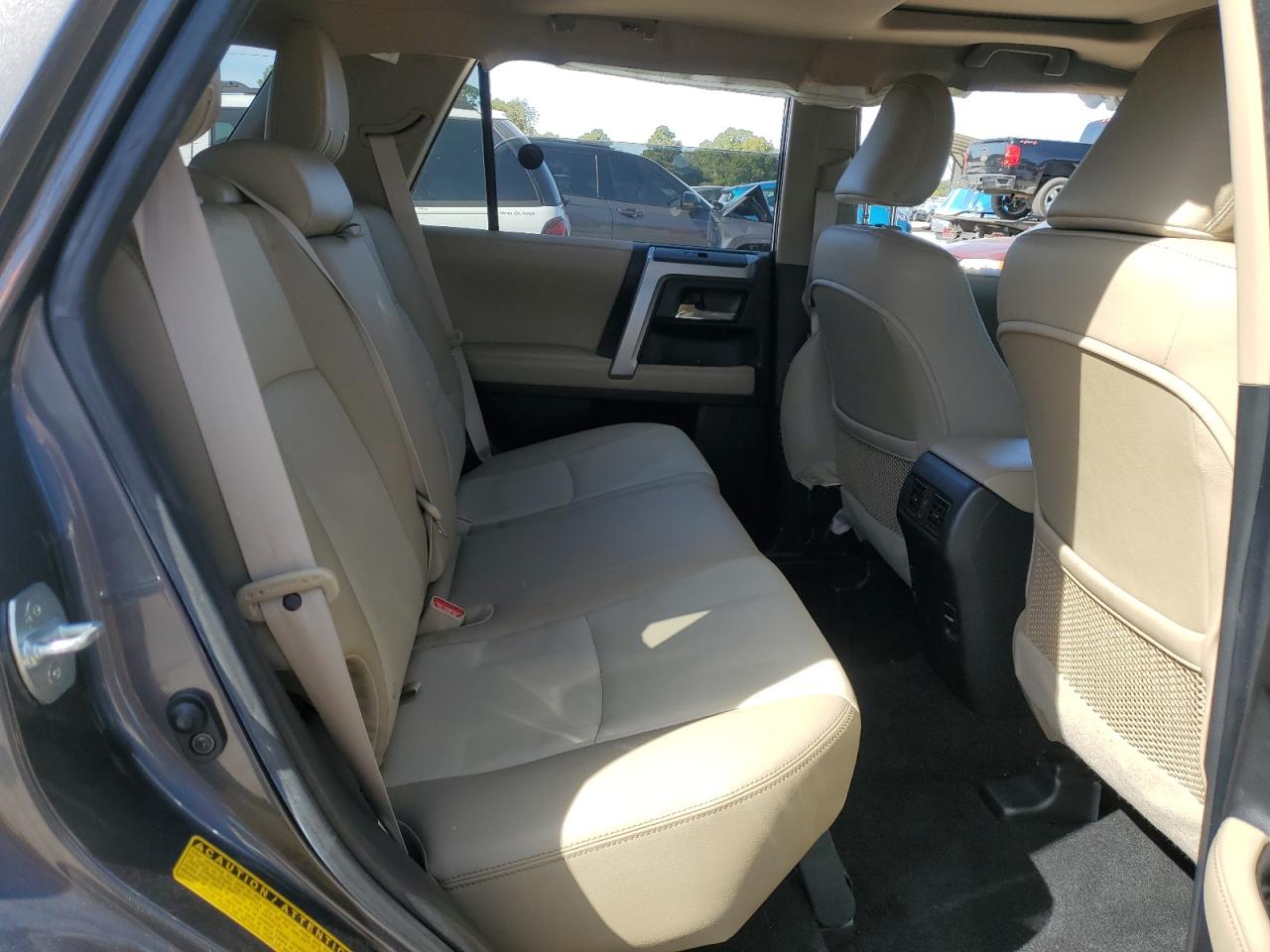 2018 Toyota 4Runner Sr5 VIN: JTEZU5JR1J5177064 Lot: 89811905