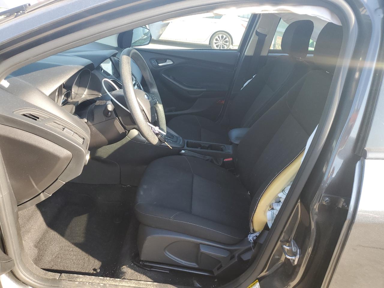 2017 Ford Focus Sel VIN: 1FADP3M26HL244990 Lot: 84960555