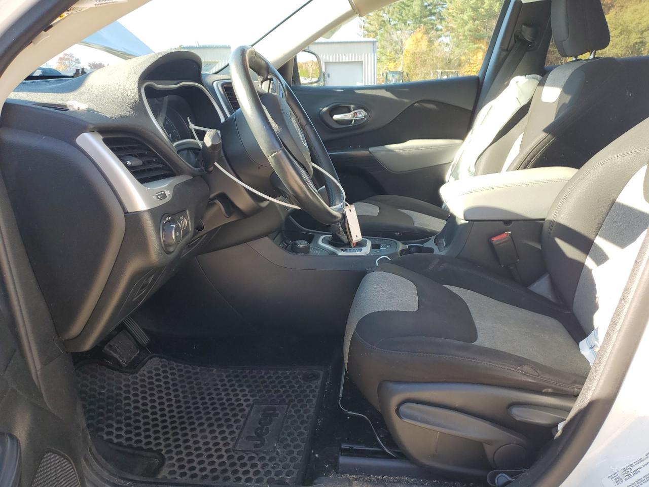 2014 Jeep Cherokee Latitude VIN: 1C4PJMCB4EW178739 Lot: 89908775