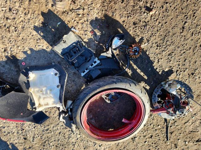 2026 SUZUKI GSX-R750   