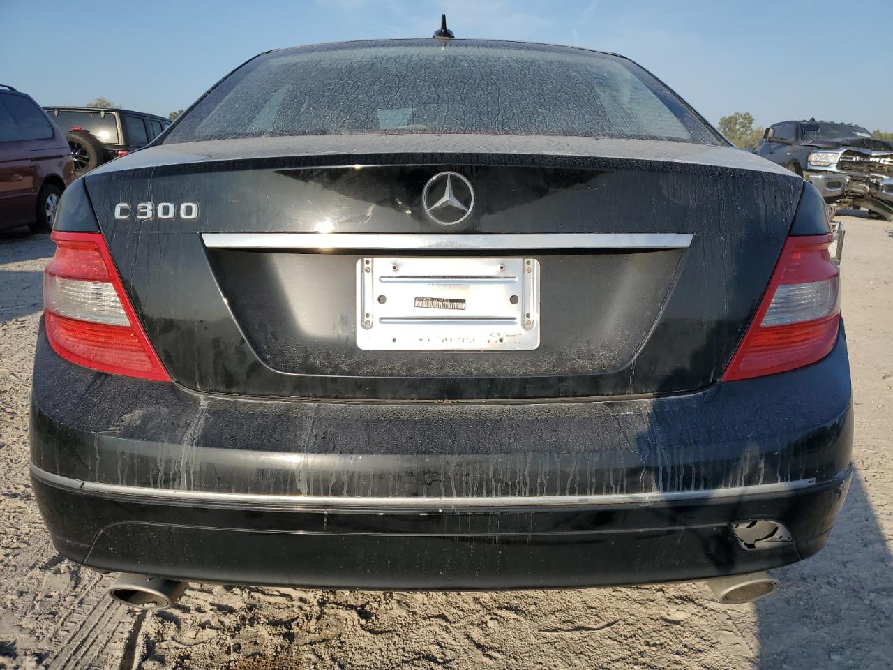 2010 Mercedes-Benz C 300 VIN: WDDGF5EB2AR126206 Lot: 89801235