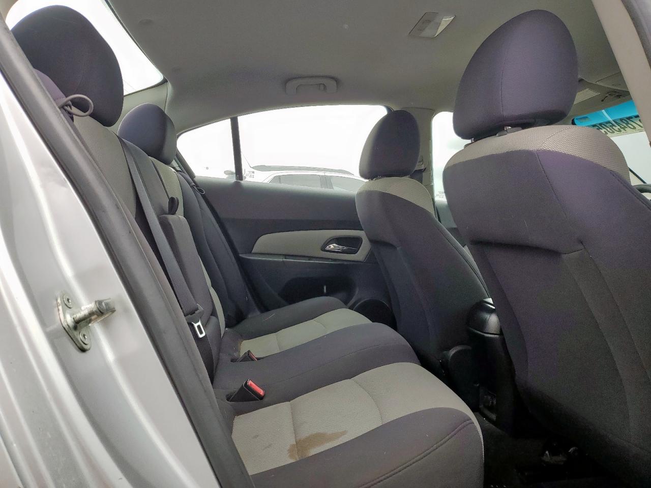 2010 Chevrolet Cruze Ls VIN: 1G1PD5SH4C7370486 Lot: 85784505