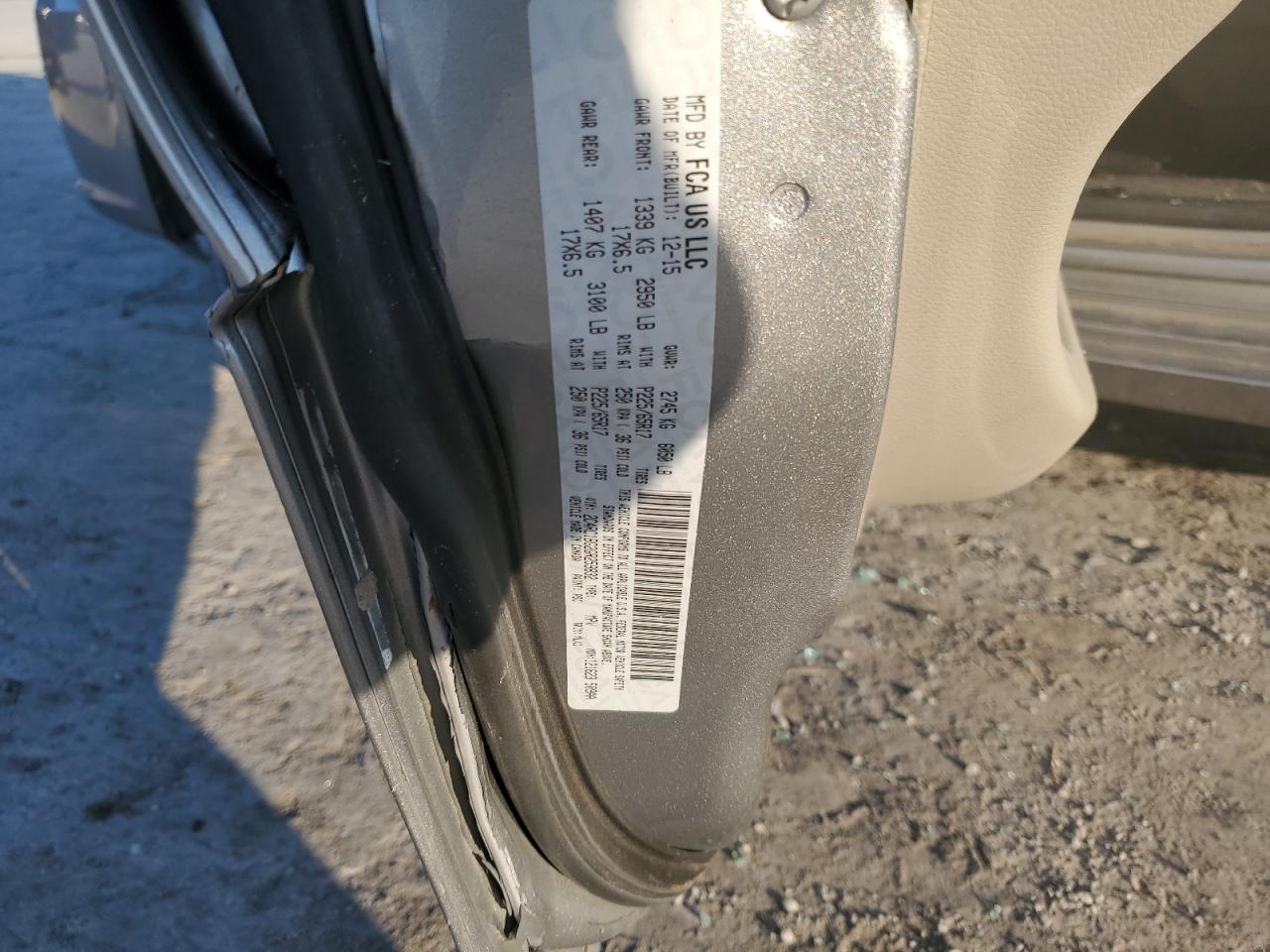 2016 Chrysler Town-Count VIN: 2C4RC1BG2GR259832 Lot: 82310785